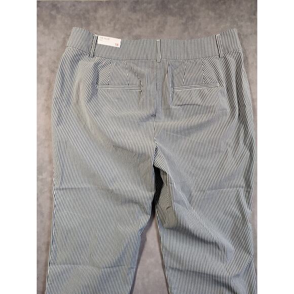 Lane Bryant The Allie Crop Pants Womnes Size 18 Blue Stripped Stretch NEW NWT - Picture 8 of 13